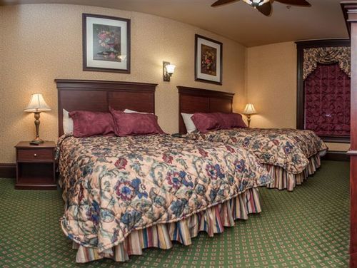 Hotel Hickok's And Gaming 2*